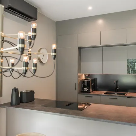 Aurora Modern Aparment Apartment *